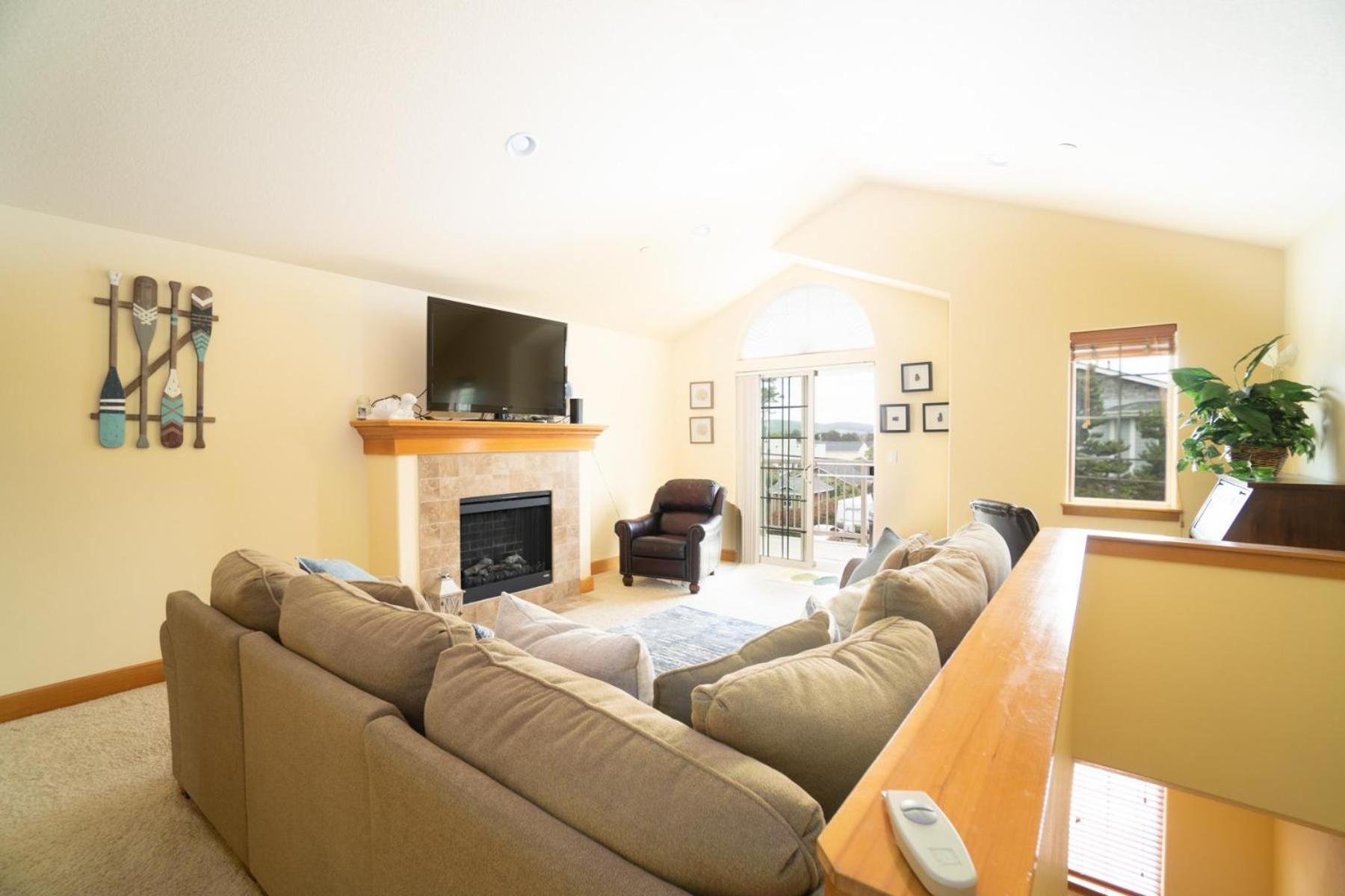 The White Turtle Villa Lincoln City Esterno foto